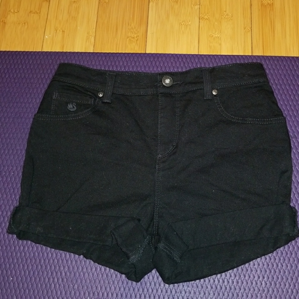 Vintage Cuffed High Waist Denim Shorts